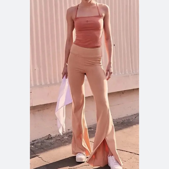 NWT Free People Hot Shot Kick Flares Leggings Color- Neutral - Picture 4 of 7